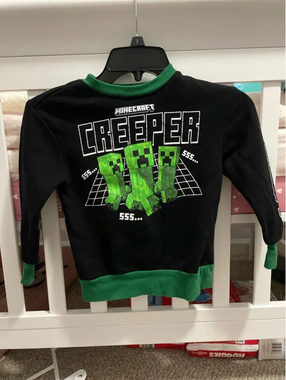 Boy’s Minecraft sweatshirt - Size XS